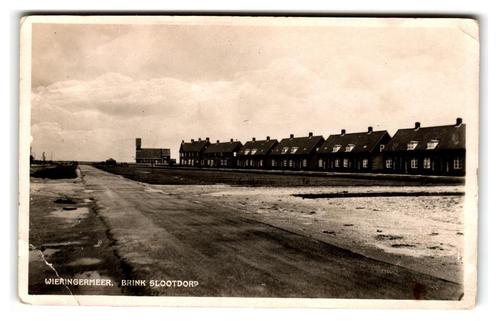 Wieringermeer, Brink Slootdorp. Lees beschrijving, Verzamelen, Ansichtkaarten | Nederland, Ongelopen, Noord-Holland, 1940 tot 1960