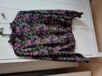 Top met bloemen, Zwart, Maat 42/44 (L), Ophalen of Verzenden, Zo goed als nieuw