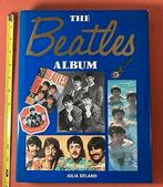 Julia Delano - The Beatles Album, hardcover, Boeken, Muziek, Artiest, Ophalen of Verzenden, Zo goed als nieuw, Julia Delano