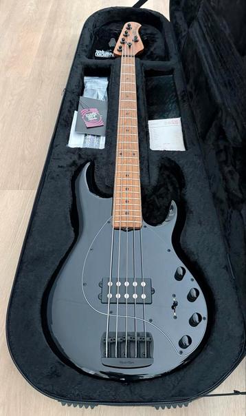 Music Man Stingray 5H Special Black beschikbaar voor biedingen