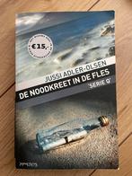 De Noodkreet in de Fles - Jussi Adler-Olsen (Serie Q), Ophalen of Verzenden, Zo goed als nieuw