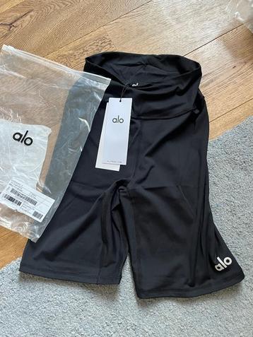 Alo bikershort beschikbaar voor biedingen