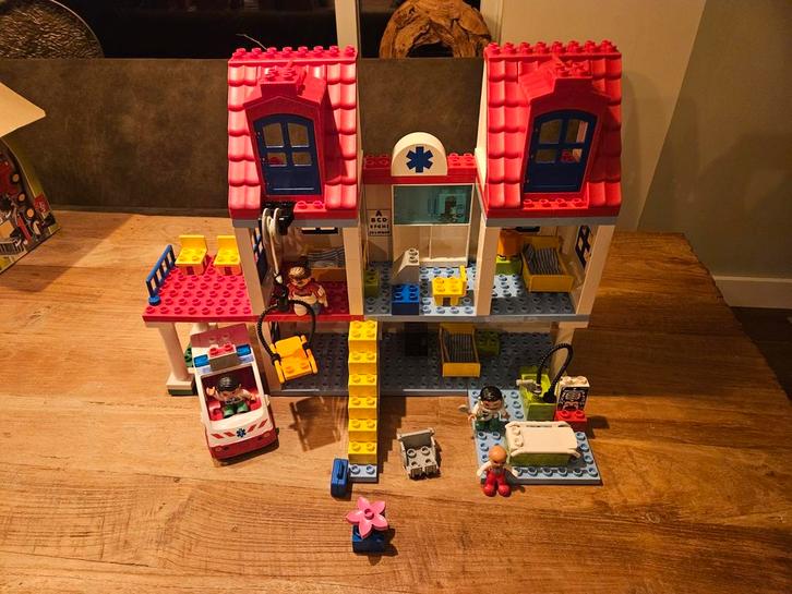Lego Duplo 5795 Ziekenhuis Compleet, Kinderen en Baby's, Speelgoed | Duplo en Lego, Gebruikt, Duplo, Complete set, Ophalen of Verzenden