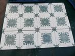 52 Antieke tegels, cremewit donkergroen 15x15cm, Ophalen