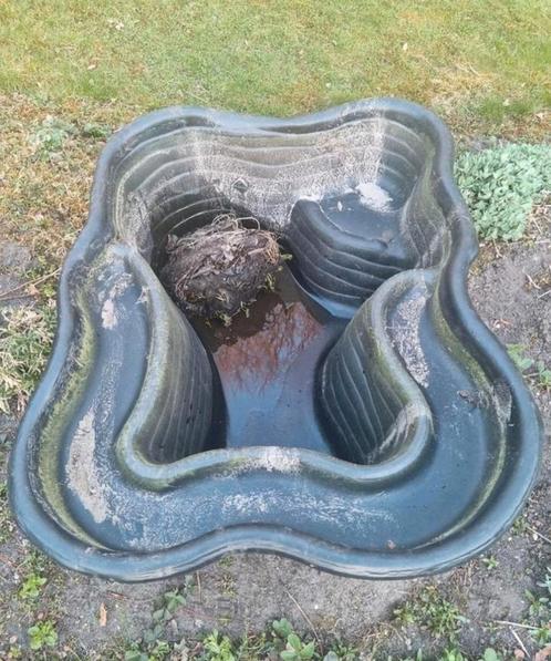 Keurige sierlijke voorgevormde vijver met een fraai formaat, Tuin en Terras, Vijvers, Zo goed als nieuw, Ophalen