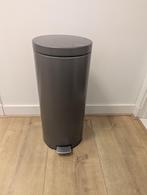 Brabantia pedaalemmer prullenbak, 23-30L, Huis en Inrichting, Woonaccessoires | Prullenbakken, Ophalen, Gebruikt, Met pedaal, 20 tot 30 liter