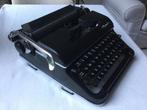 Vintage Olympia typemachine. Zwart metaal en chroom., Ophalen of Verzenden, Zo goed als nieuw