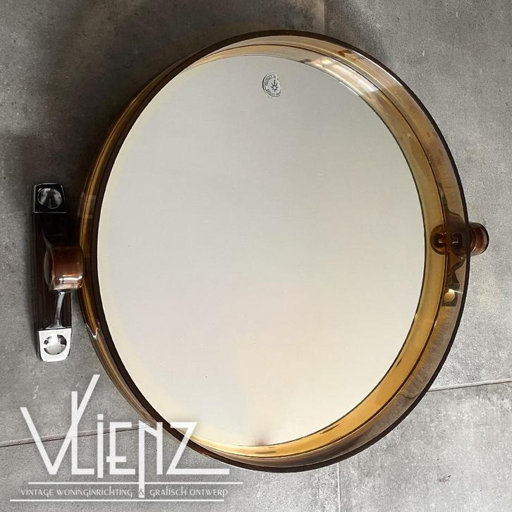 Vintage, Grosfillex spiegel, badkamerspiegel bruin plexiglas, Verzamelen, Retro, Huis en Inrichting, Ophalen