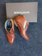 Herenschoenen maat 43, Kleding | Heren, Schoenen, Ophalen of Verzenden, Zo goed als nieuw, Bruin