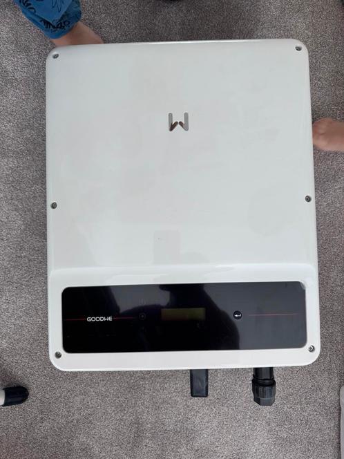 NIEUW ! GOODWE 4K-SDT-20, 3-FASE, 2 MPPT, INCL. WIFI, Doe-het-zelf en Verbouw, Zonnepanelen en Toebehoren, Nieuw, Compleet systeem
