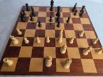 Groot houten schaak- en dambord 42,2x42,2cm VERKOCHT, Een of twee spelers, Ophalen of Verzenden, Gebruikt