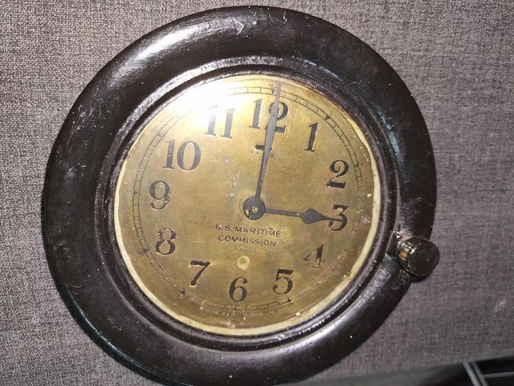 Vintage/ Antiek (wand)klok te koop, Antiek en Kunst, Antiek | Klokken, Ophalen