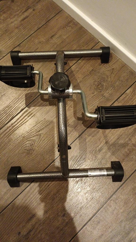 Degelijke Stoelfiets - Hometrainer, Gebruikt, Ophalen of Verzenden, Metaal, Stoelfiets