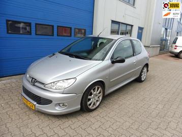 Peugeot 206 2.0-16V GTI beschikbaar voor biedingen