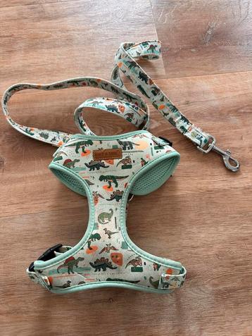 Harnas en riem merk Sniff and Bark beschikbaar voor biedingen