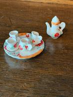 Miniatuur Theeservies, Antiek en Kunst, Antiek | Keramiek en Aardewerk, Ophalen