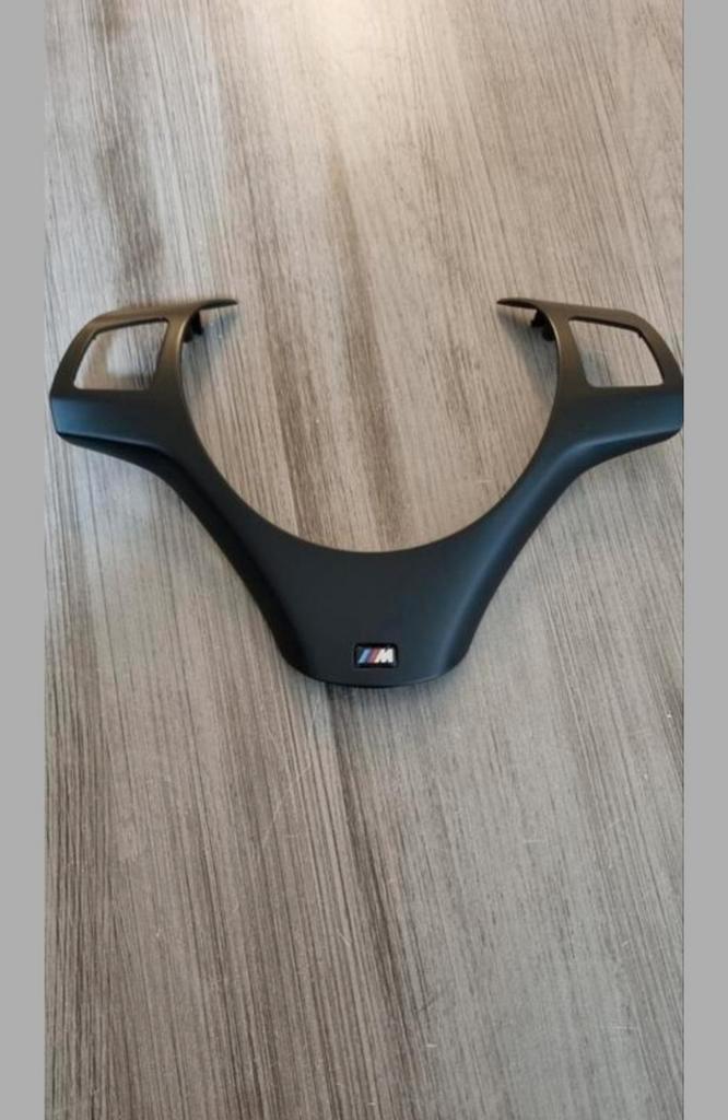 NIEUWSTAAT M SPORT STUUR AFDEK BMW E90 E91 E92 E93 E81 E87, Auto diversen, Overige Auto diversen, Ophalen of Verzenden