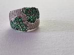 Emerald ring met diamanten, Nieuw, Groen, Goud, Met edelsteen