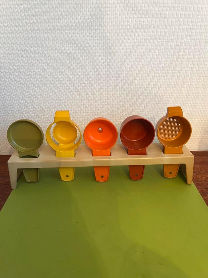 Vintage Tupperware Maatbekers 'Measuring Mates' Set, Verzamelen, Retro, Huis en Inrichting, Ophalen of Verzenden