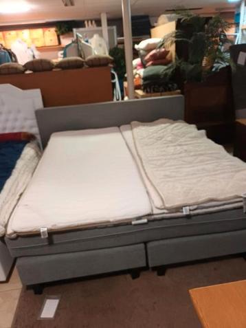 Bed pullman exclusief topper beschikbaar voor biedingen
