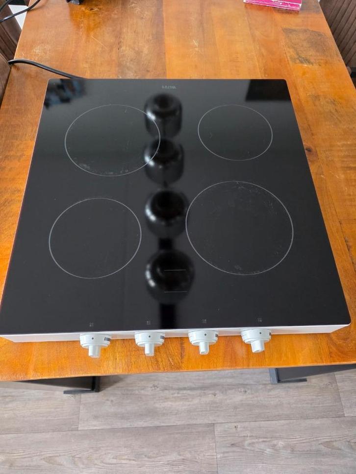 Keramische kookplaat, Witgoed en Apparatuur, Kookplaten, Zo goed als nieuw, Vrijstaand, Keramisch, 4 kookzones, Ophalen