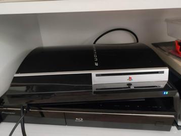 Nette Playstation 3 Phat 80GB , 1 controller en games beschikbaar voor biedingen
