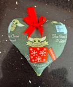 nieuw- hanger/ hartje: Grogu kerst, Ophalen of Verzenden, Nieuw