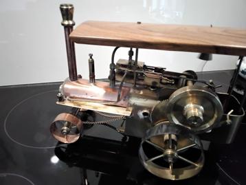  Stoommachine  stoomwals  geheel van geel/rood koper beschikbaar voor biedingen