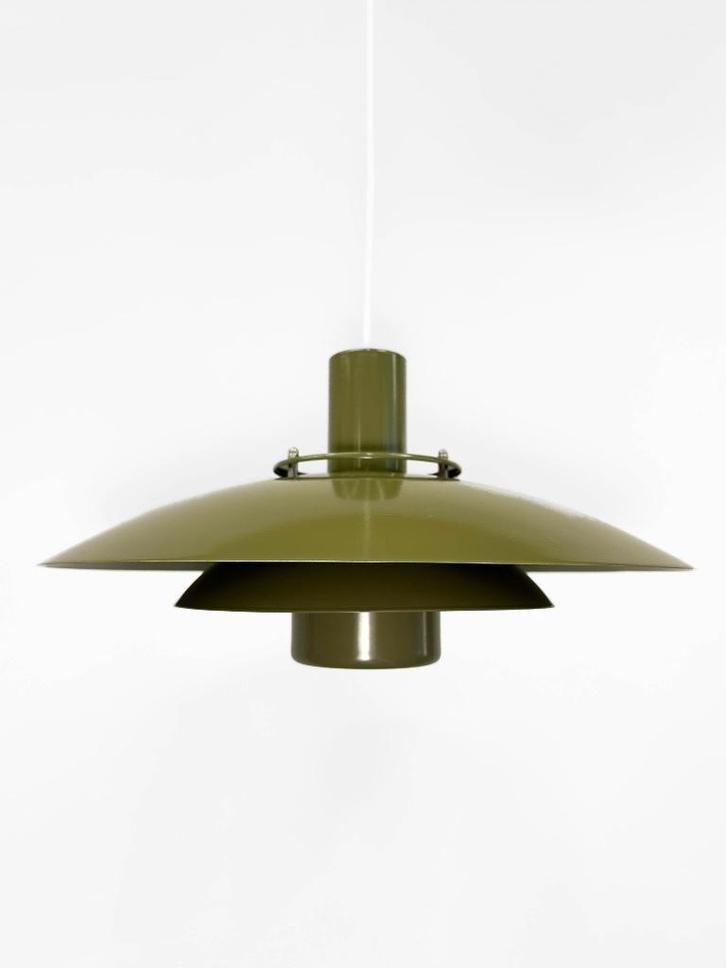 Form-Light hanglamp Groen gepoedercoat, Huis en Inrichting, Lampen | Hanglampen, Zo goed als nieuw, Minder dan 50 cm, Metaal, Ophalen of Verzenden