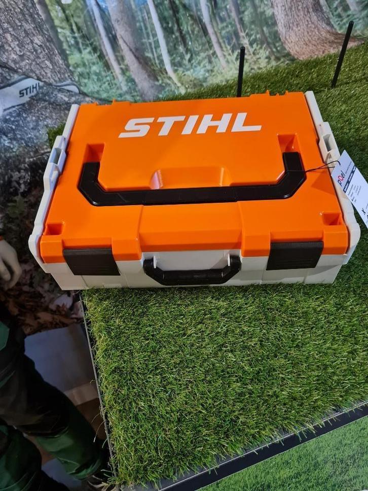 STIHL ACCUBOX VOOR ACCU'S EN LADER, Tuin en Terras, Hand-tuingereedschap, Zo goed als nieuw, Overige soorten, Ophalen of Verzenden