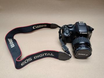 fotocamera CANON EOS 550D Digitaal fotograaf hobby  beschikbaar voor biedingen