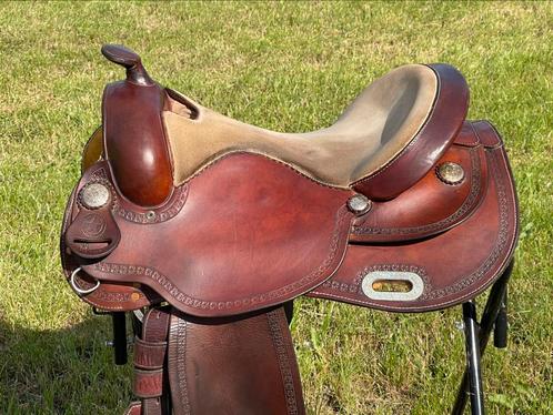 Roper Ranch westernzadels, Dieren en Toebehoren, Paarden en Pony's | Zadels, Zo goed als nieuw, Overige soorten, Ophalen of Verzenden