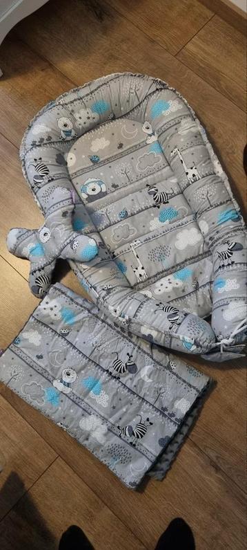 Babynest beschikbaar voor biedingen