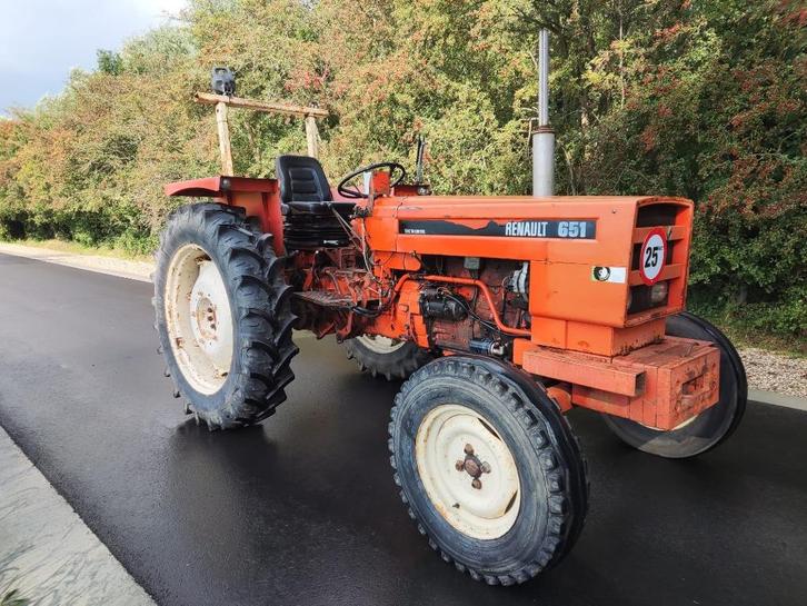 RENAULT tractor (type 651, 65 pk, stuurbekrachtiging, etc.), Zakelijke goederen, Agrarisch | Tractoren, 2500 tot 5000, Renault