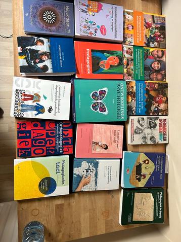 Studieboeken Pedagogiek - Diverse Titels beschikbaar voor biedingen