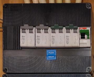 Weber groepenkast (5 groepen) beschikbaar voor biedingen