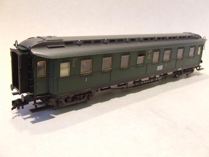 FLEISCHMANN 5082 DRG sneltreinrijtuig, 4 assig, 3e/2e/1e kl., Hobby en Vrije tijd, Modeltreinen | H0, Nieuw, Wagon, Gelijkstroom of Wisselstroom