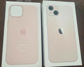 iPhone 13 256GB Roze + Hoesje & Kabel beschikbaar voor biedingen