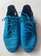 Adidas zaalvoetbalschoenen maat 35,5, Adidas, Ophalen of Verzenden, Jongen of Meisje, Sportschoenen
