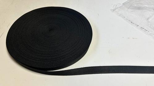 Nylon band 20 meter, Hobby en Vrije tijd, Naaimachines en Toebehoren, Zo goed als nieuw, Lockmachine, Overige merken, Ophalen of Verzenden