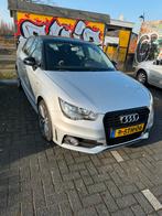 Audi A1 1.2 Tfsi 63KW SB 2013 Grijs, Auto's, Audi, Voorwielaandrijving, 4 cilinders, Origineel Nederlands, Handgeschakeld