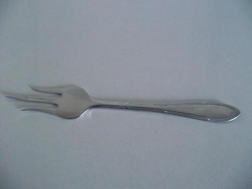 Gero zilmeta 625 kruisband zuurvorkje strikfilet 16 cm 1935, Antiek en Kunst, Antiek | Bestek, Ophalen of Verzenden