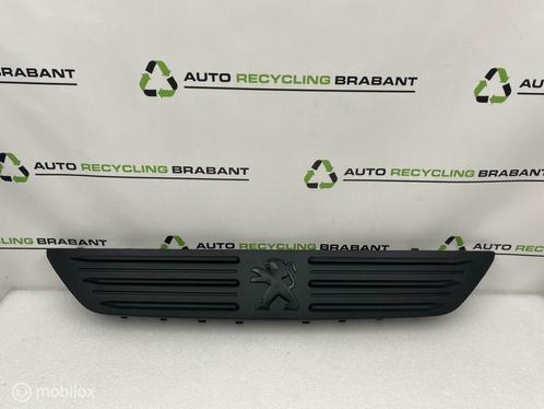 Grill Peugeot 308 T9 WINTER GRIL NIEUW ORIGINEEL 9819552980, Auto-onderdelen, Carrosserie en Plaatwerk, Peugeot, Gebruikt, Ophalen of Verzenden
