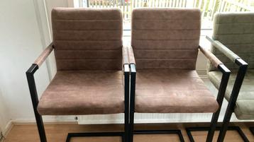 4 Barstoelen Lizzy Leen Bakker - Cognac & Olijfgroen beschikbaar voor biedingen