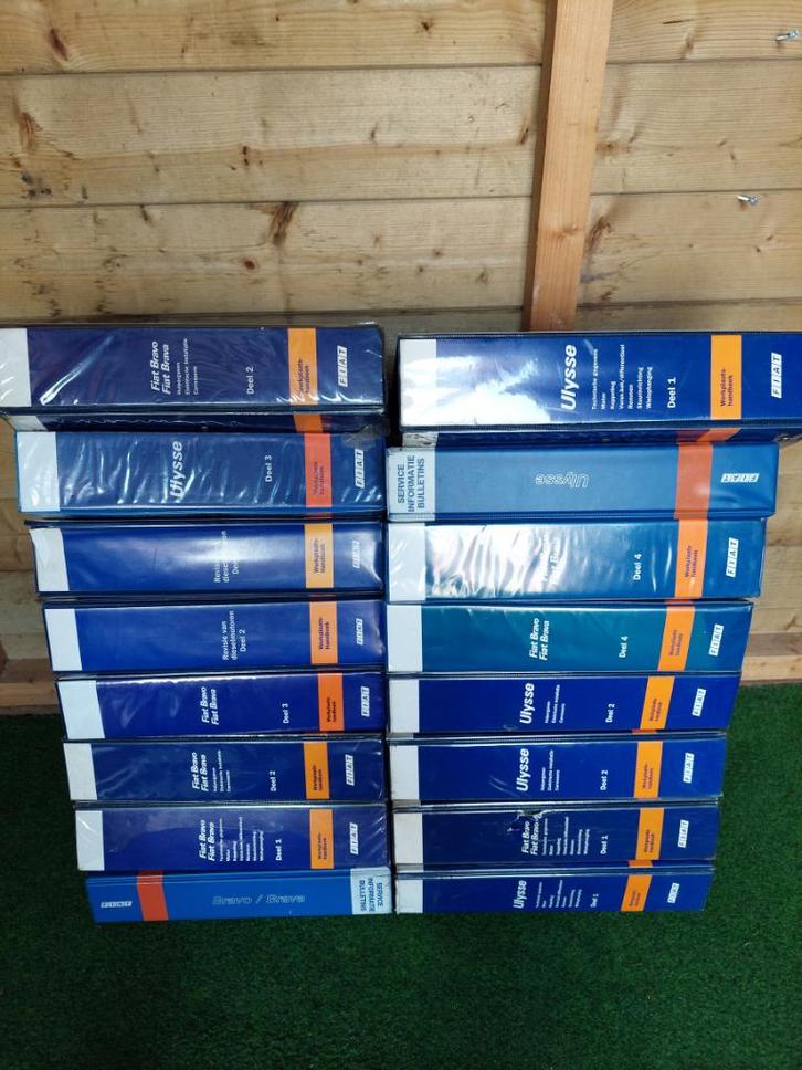 Partij van 37 Originele Fiat Werkplaatshandboeken, Auto diversen, Handleidingen en Instructieboekjes, Ophalen