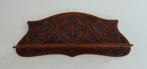 Vintage Handgesneden Art Deco Wandrek uit Friesland 1920, Ophalen