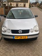 Volkswagen Polo 1.4 55KW 2002 Grijs, Auto's, 47 €/maand, Origineel Nederlands, Te koop, Zilver of Grijs