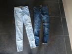 2 spijkerbroeken, Ophalen of Verzenden, Gedragen, Blauw, W28 - W29 (confectie 36)
