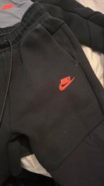 Nike Tech Fleece pak, Ophalen of Verzenden, Zo goed als nieuw, Maat 46 (S) of kleiner, Zwart