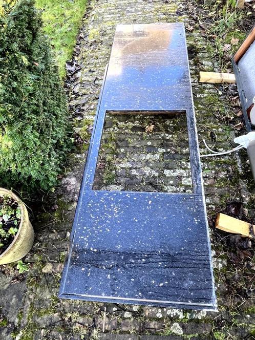 Graniet aanrechtblad met sparing voor kookplaat, Huis en Inrichting, Keuken | Keukenelementen, Gebruikt, Minder dan 100 cm, 50 tot 75 cm